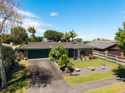 165 Walter Strevens Drive, Conifer Grove