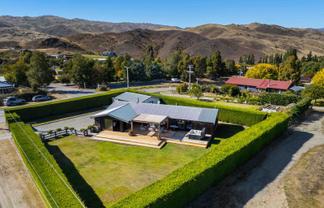 1 Hall Road, Bannockburn, Cromwell