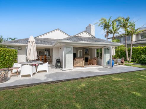 11 Elgin Place, Red Beach