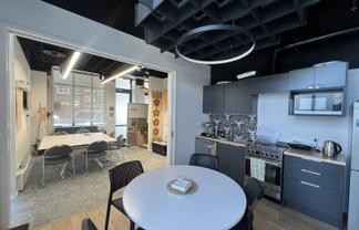 High quality Kilbirnie office