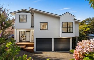 1/58 James Evans Drive, Northcote