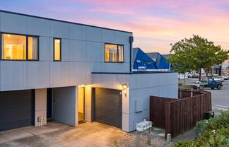 4/75 Thackeray Place, Waltham