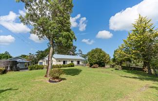 174 Kaipara Coast Highway, Helensville