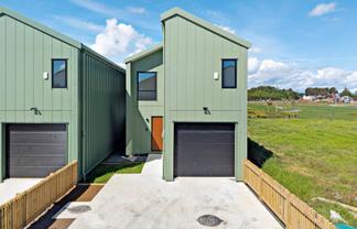 23 Karaka Village Parade, Karaka