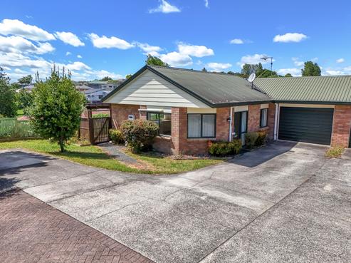 66 Brymer Road, Grandview Heights