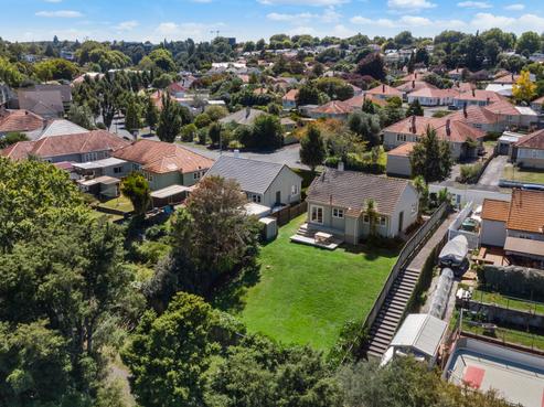 44 Jellicoe Drive, Hamilton East