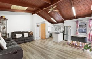 1/255 Swanson Road, Henderson