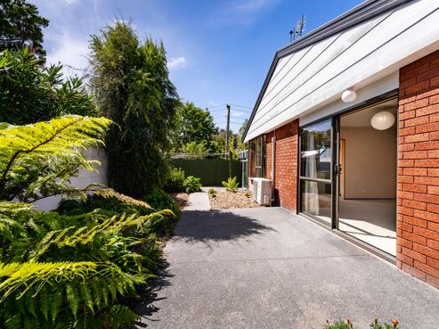 2/19 Somerfield Street, Somerfield