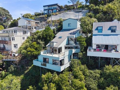 80 Tio Tio Road, Seatoun