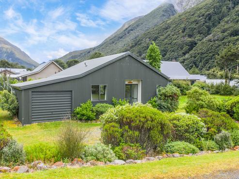 105 West Coast Road, Arthur's Pass