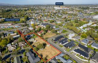 35B Winters Road, Redwood