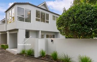 1/2 Milford Park Place, Milford