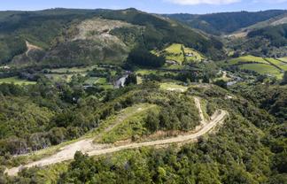 1342F Akatarawa Road, Akatarawa