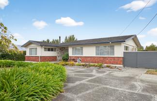 36 Costley Street, Carterton