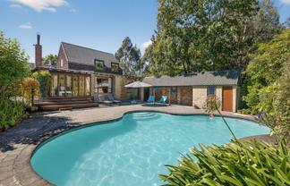 149 Terrace Road, Cust