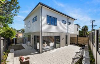 15 Schnapper Rock Road, Greenhithe