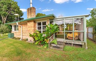 27 Tokiri Road, Titoki