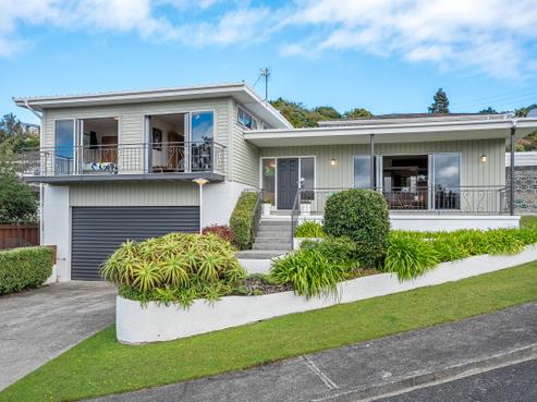 2 Rondane Place, Tirohanga