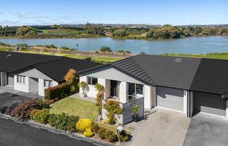26/4 Greystone Place, Omokoroa