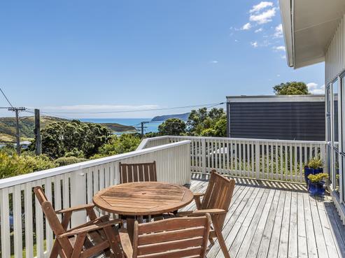 3 Tirowhanga Road, Paremata