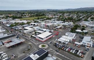 Corner site profile on Karamu Road