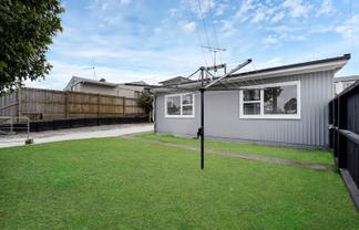 1/116 Beaumonts Way, Manurewa
