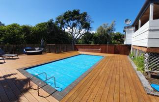 16 Elder Grove, Whalers Gate