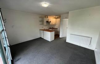 8/4 Wynyard Road, Mount Eden