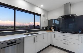 18 Roseville Road, Gulf Harbour