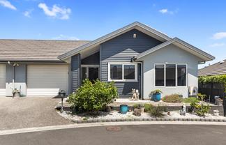 5 Fremont Way, Pyes Pa