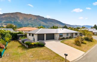 1 Mary Lane, Lake Hawea