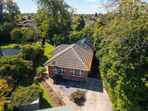 85 Avonhead Road, Avonhead