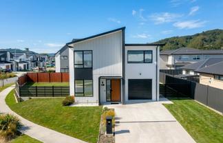 36 Cynisca Crescent, Wallaceville