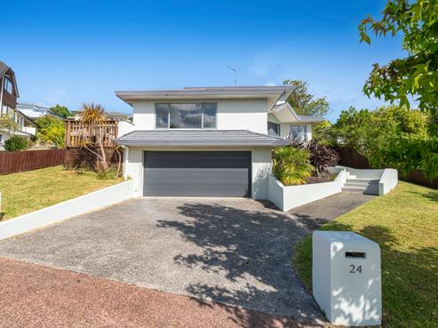 24 Goldfinch Rise, Unsworth Heights