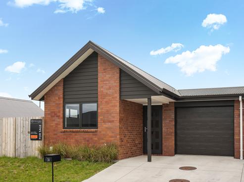 36 Waruhia Crescent, Rototuna North