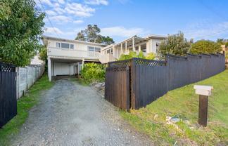 40 Puriri Street, Helensville