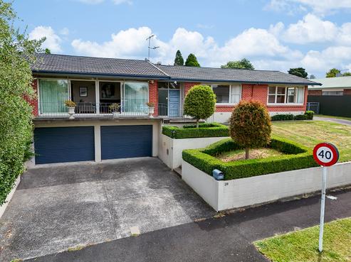 28 Springfield Crescent, Enderley