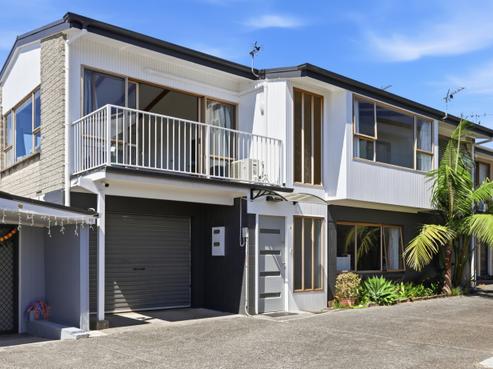 2/110 Hillside Road, Papatoetoe