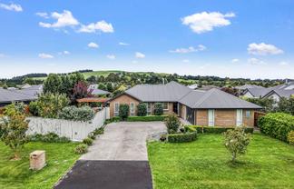 6 Ormandy Court, Amberley