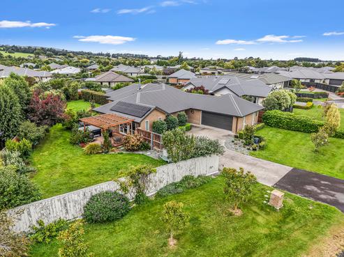 6 Ormandy Court, Amberley