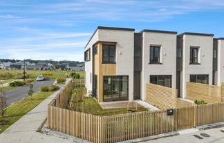 208 Henwood Road, Westgate