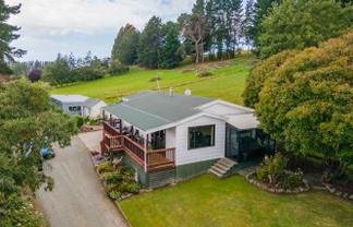 51 Fairview Road, Fairview