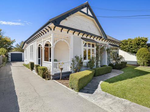112 Birdwood Avenue, Beckenham