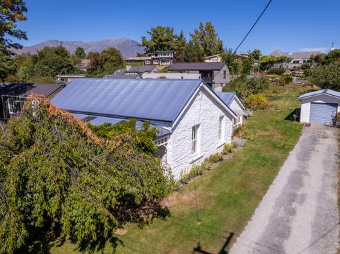 16 Caernarvon Street, Arrowtown