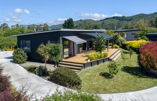 6 Ataahua Place, Featherston