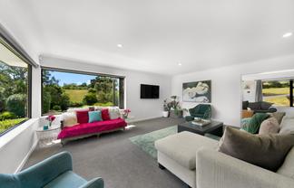 1518 Great South Road, Ramarama