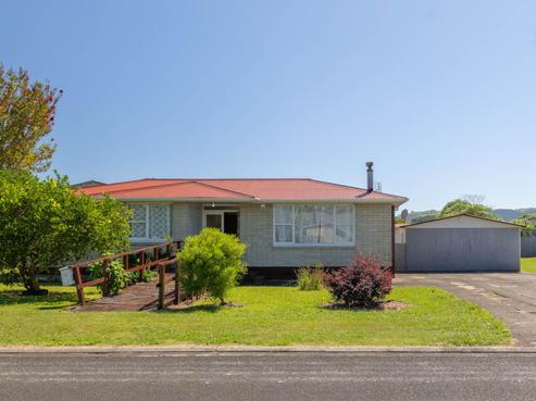 19 Lee Avenue, Paeroa