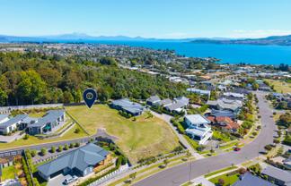 11 Azalea Lane, Waipahihi