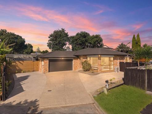 8 Caldecote Place, Flat Bush