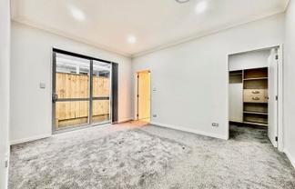 6 Repehina Road, Flat Bush